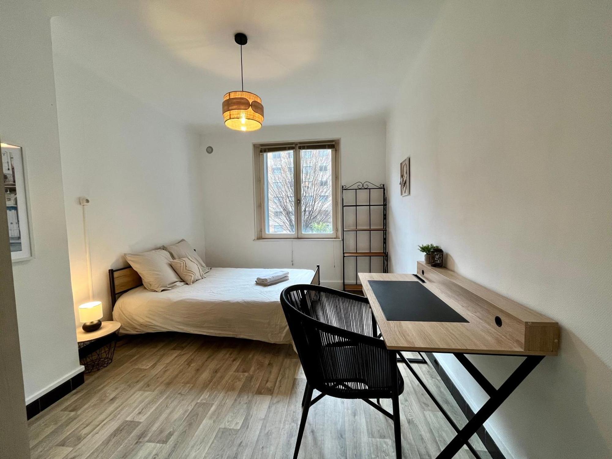 Suite Corneille Lyon Exterior photo